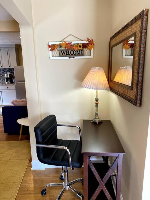 Cozy Boston Getaway Apartment! Free Parking Bagian luar foto